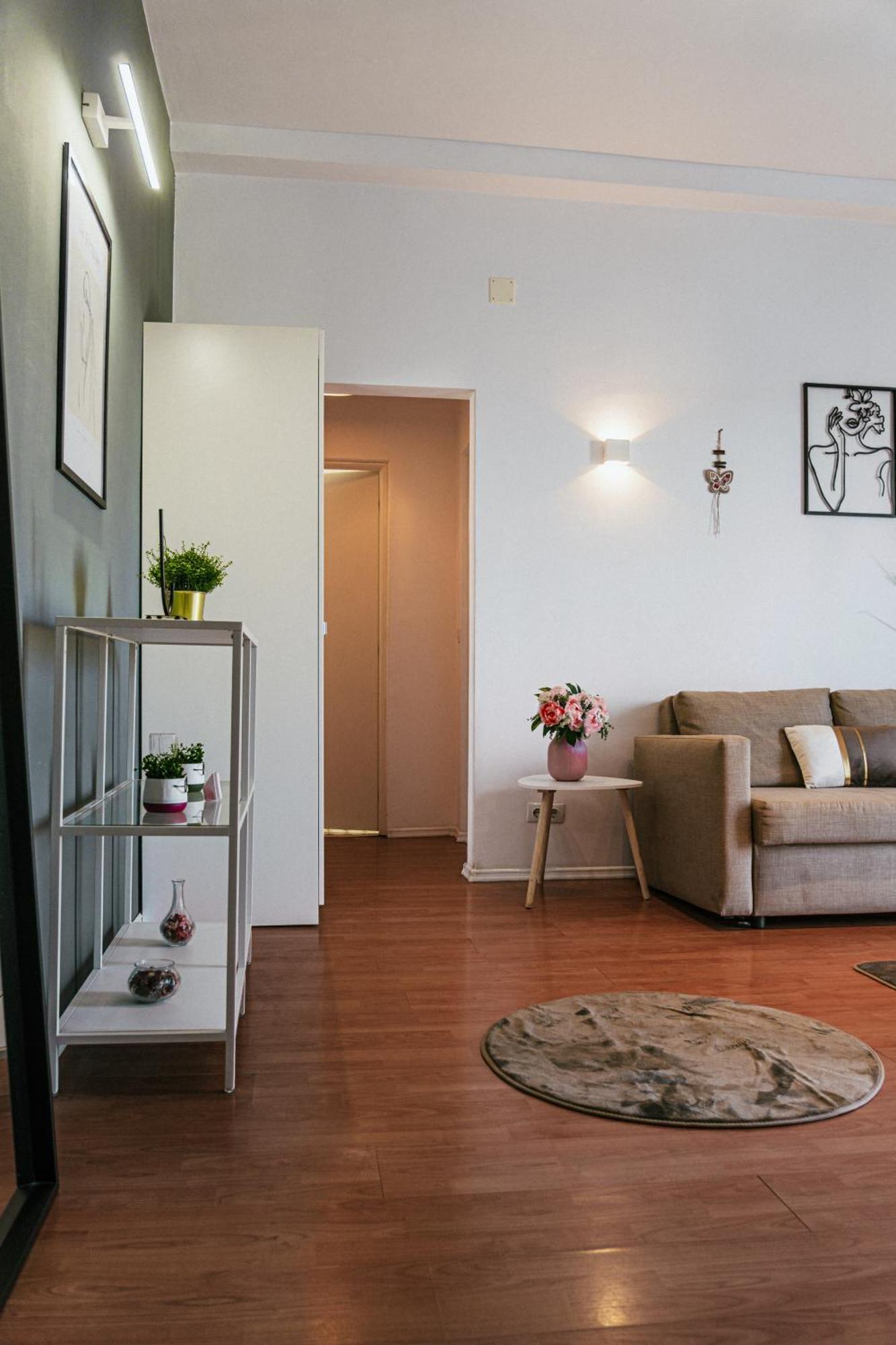 Hacienda Coltea - Cozy Old Town Apartaments بوخارست المظهر الخارجي الصورة
